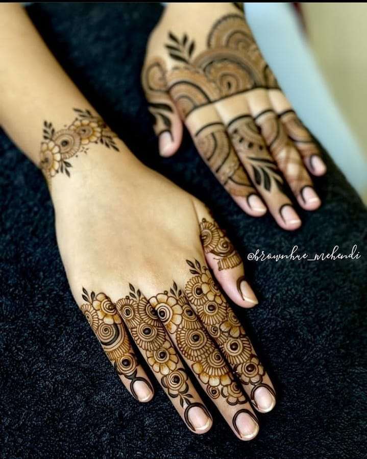 Easy mehndi design for fingers