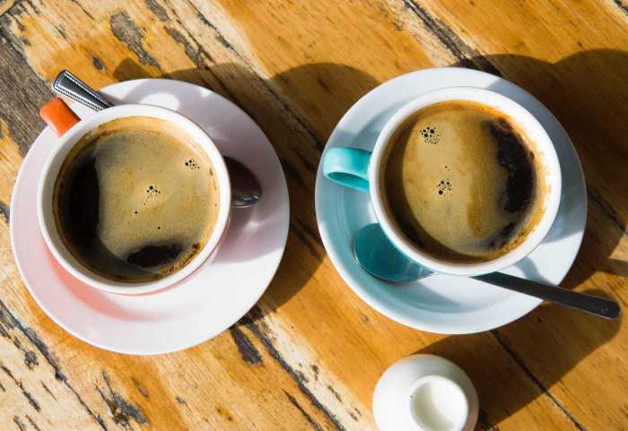 siyah kahve çok daha az kaloriye sahiptir