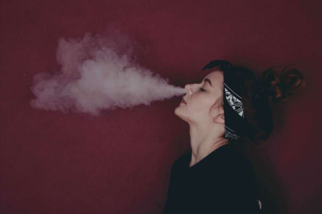 Potential Benefits and Risks of Vaping for Weight Loss